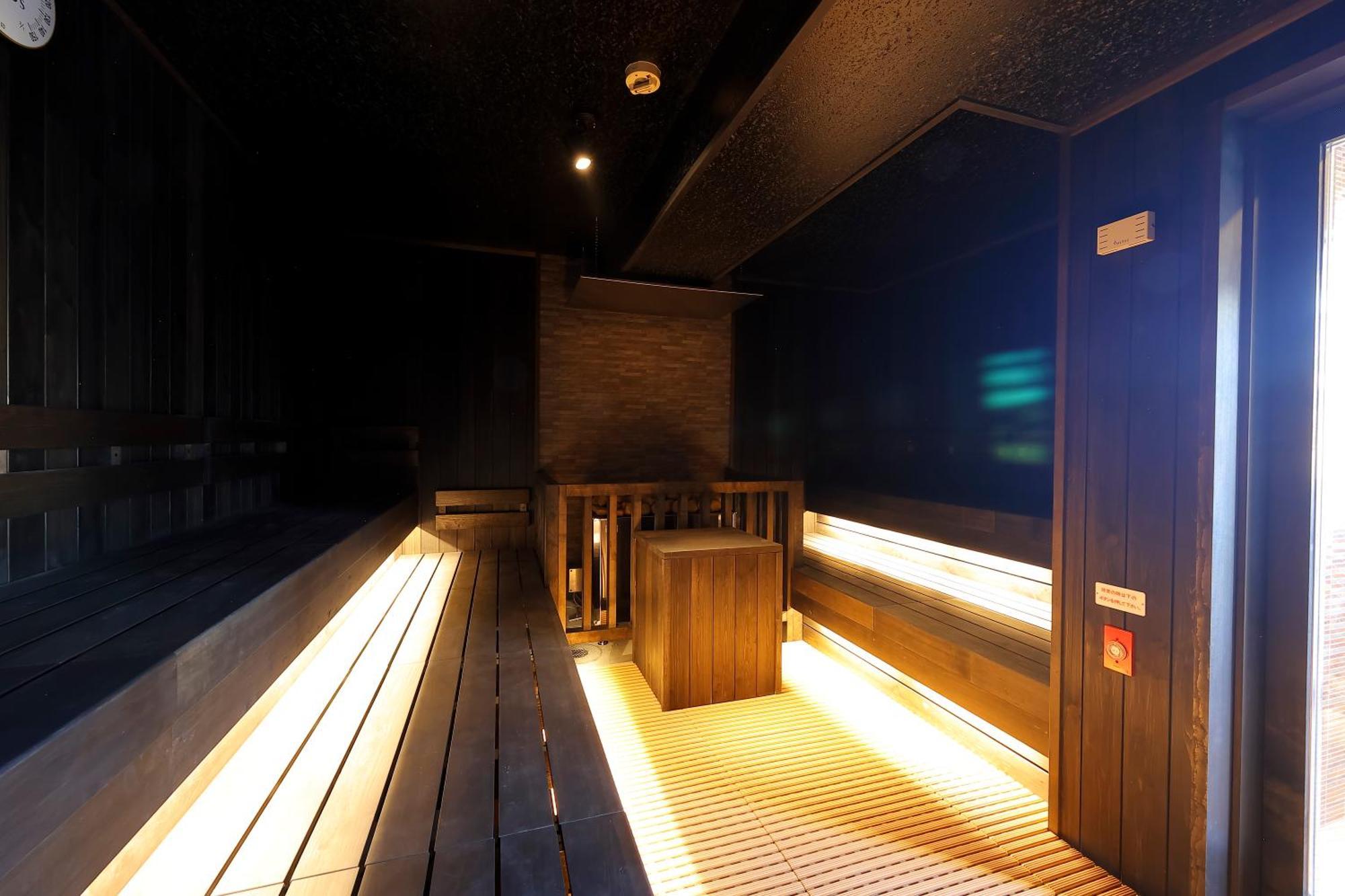 Sauna & Capsule Hotel Rumor Plaza Kyoto Buitenkant foto