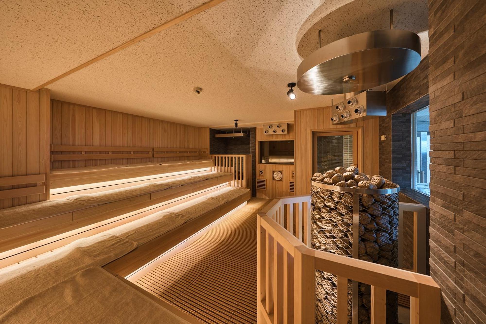Sauna & Capsule Hotel Rumor Plaza Kyoto Buitenkant foto